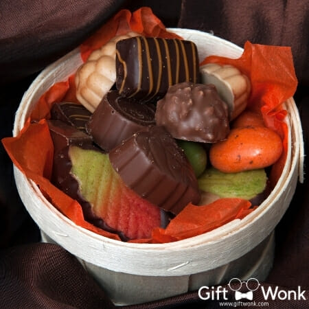 Christmas Gift Basket Ideas - Christmas Chocolates Gift Basket 