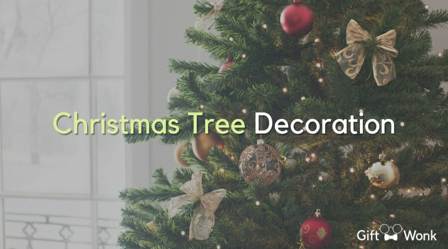 Trendy Christmas Tree Decoration Ideas title image