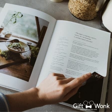 Christmas Gift Ideas for Couples - The Newlywed Cookbook