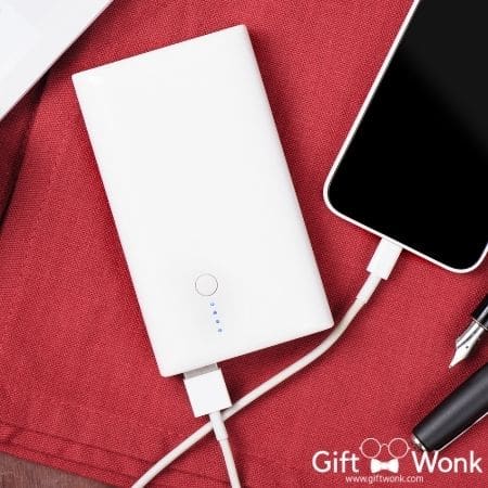 Best Corporate Christmas Gifts - Power Bank Wireless USB Flash Drive Kit