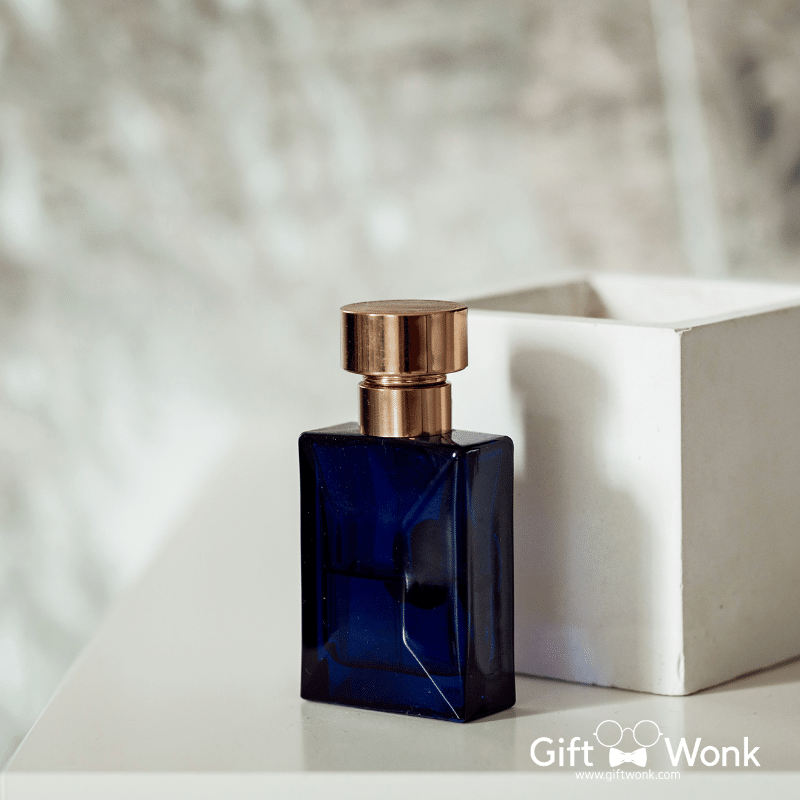Valentine's Day Gifts To Give For Guys - Men's Cologne 
